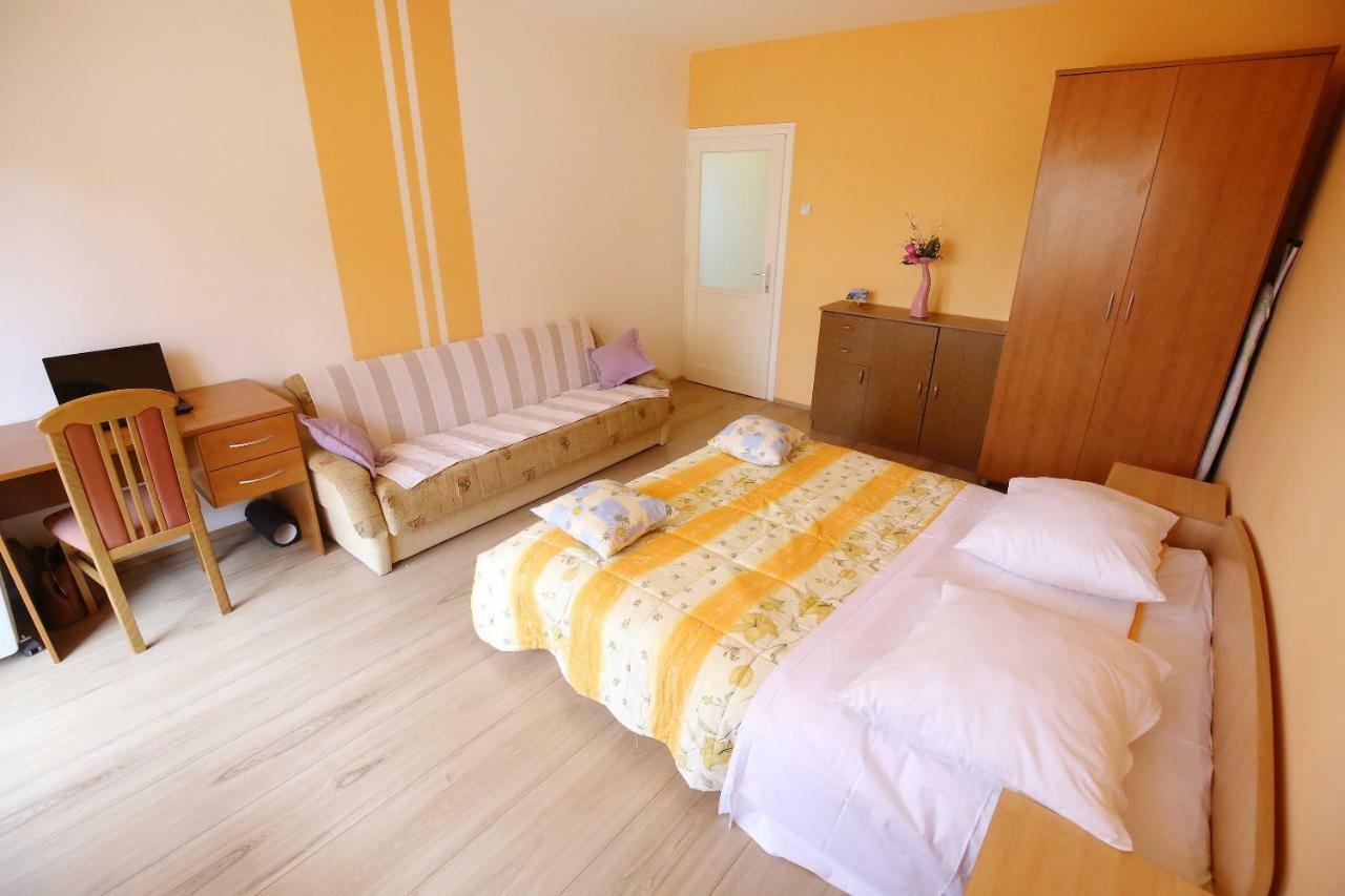 Apartment Angela ザダル エクステリア 写真